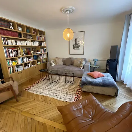 Daire Le Marais & Large Big Spacious Charming Parisian Flat Paris