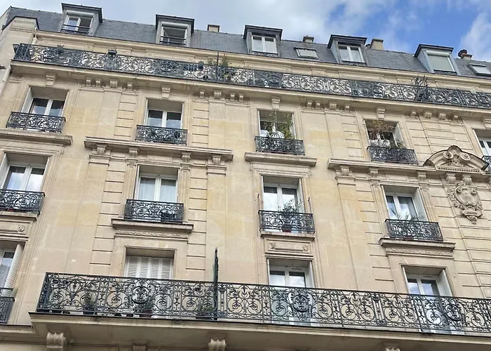 Lägenhet Le Marais & Large Big Spacious Charming Parisian Flat