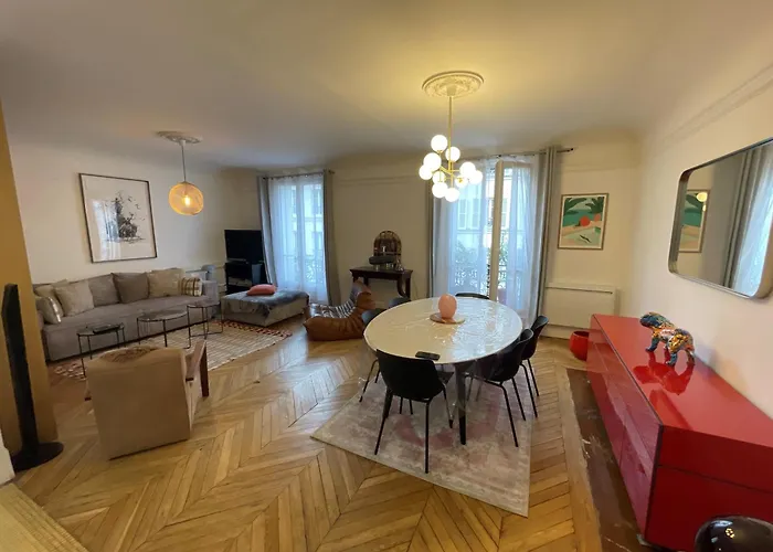 Lägenhet Le Marais & Large Big Spacious Charming Parisian Flat Paris