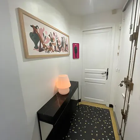 Le Marais & Large Big Spacious Charming Parisian Flat Apartamento