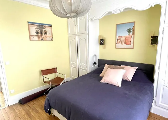 Appartement Le Marais & Large Big Spacious Charming Parisian Flat